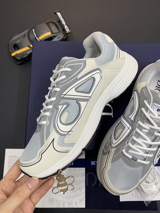 Casual shoes